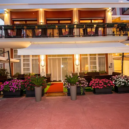 Smeraldo Hotel