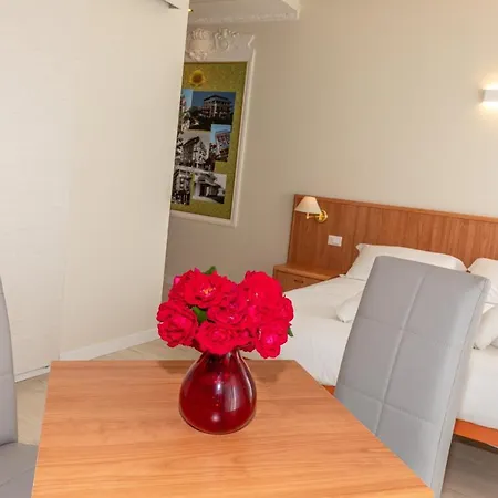 Smeraldo Hotel 3*
