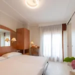 Otel Smeraldo 3*