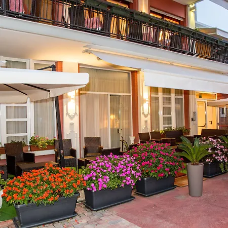 Smeraldo Hotel 3*
